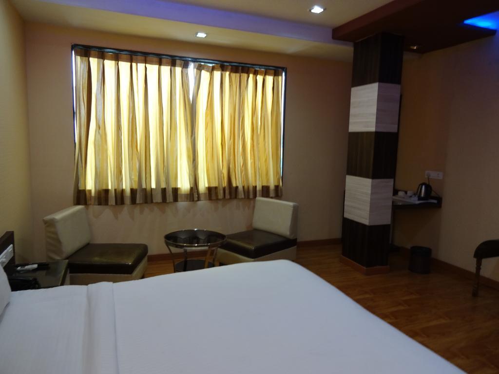 Sheetal International Rain Basera Raipur (Chhattisgarh) Room photo